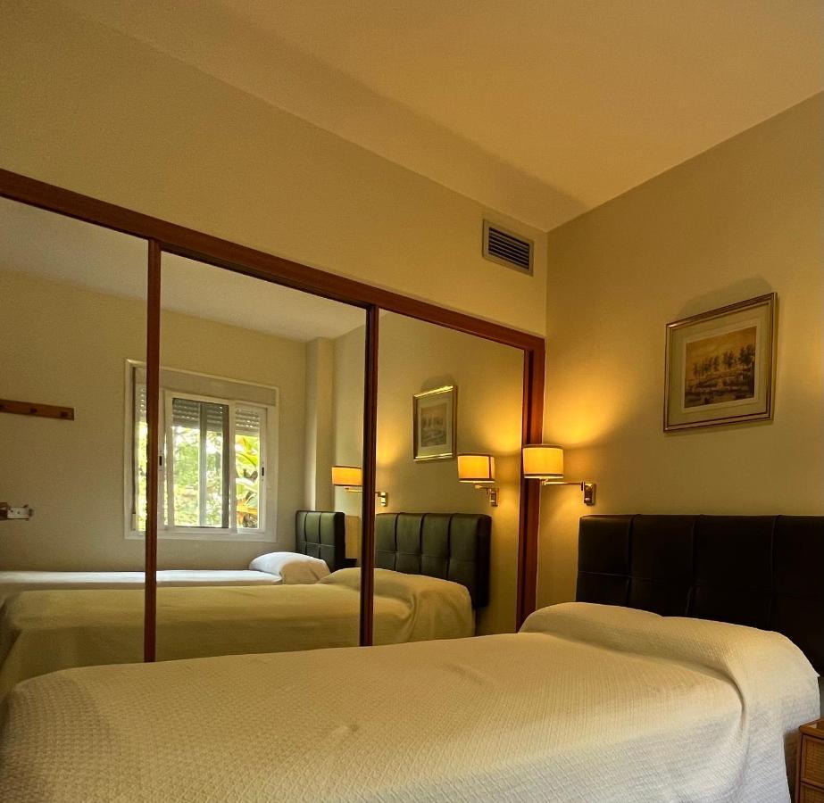 Milenium Palace - Garaje Incluido - Piscina-Fibes 塞维利亚 外观 照片